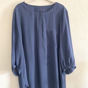 NYDJ Women Blue 3/4 Sleeve Blouse (Size 1X) in Excellent Condition